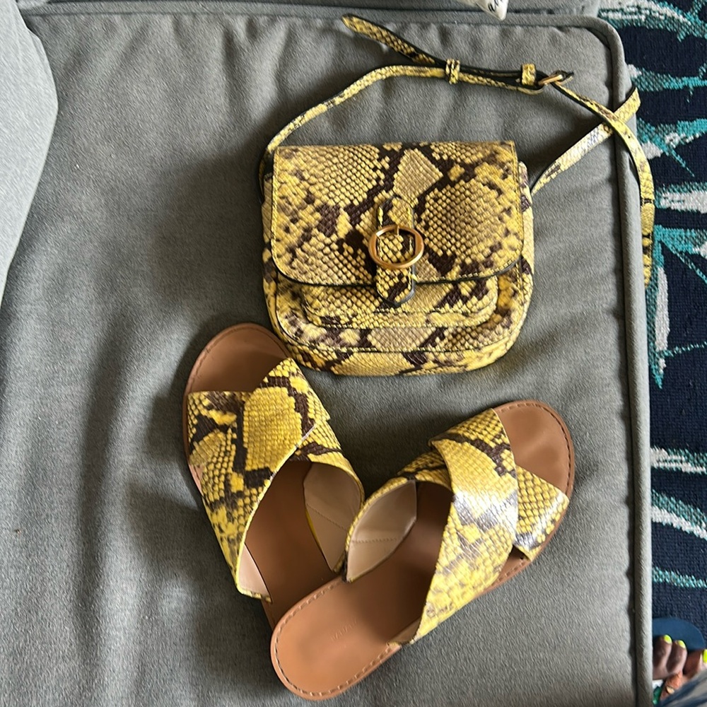 Yellow Snake Print Women's Shoes and Crossbody bundle